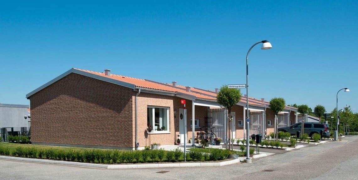 Några radhus i solen
