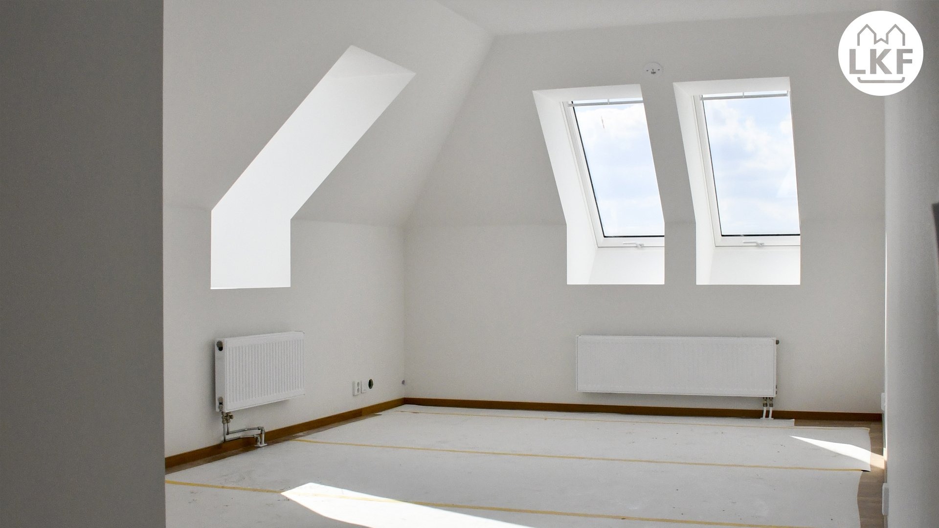 Ett fönster och element i en lägenhet