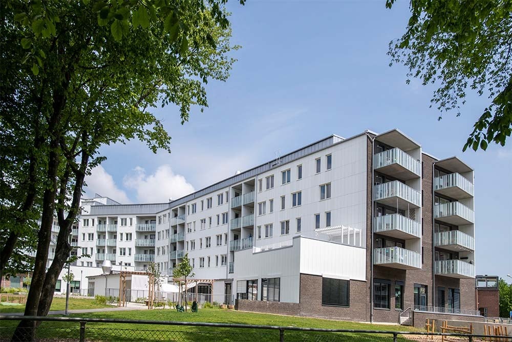 Ungdomslägenheter i kanten av Tunaparken