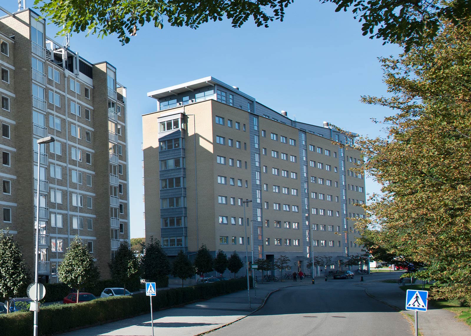 Flerfamiljshuset i nio våningar på Karhögstorg
